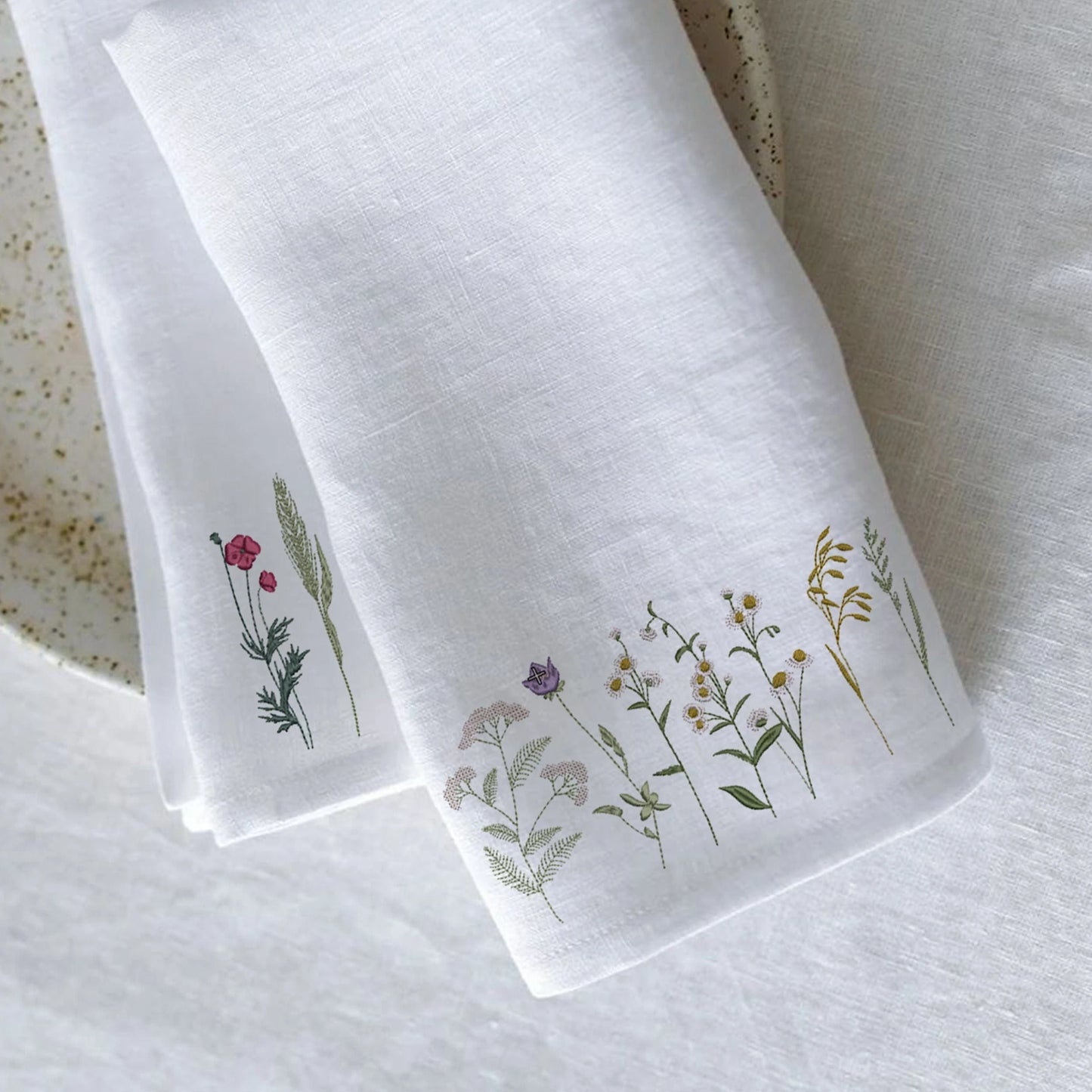 Wildflower chamomile and poppy machine embroidery design napkin