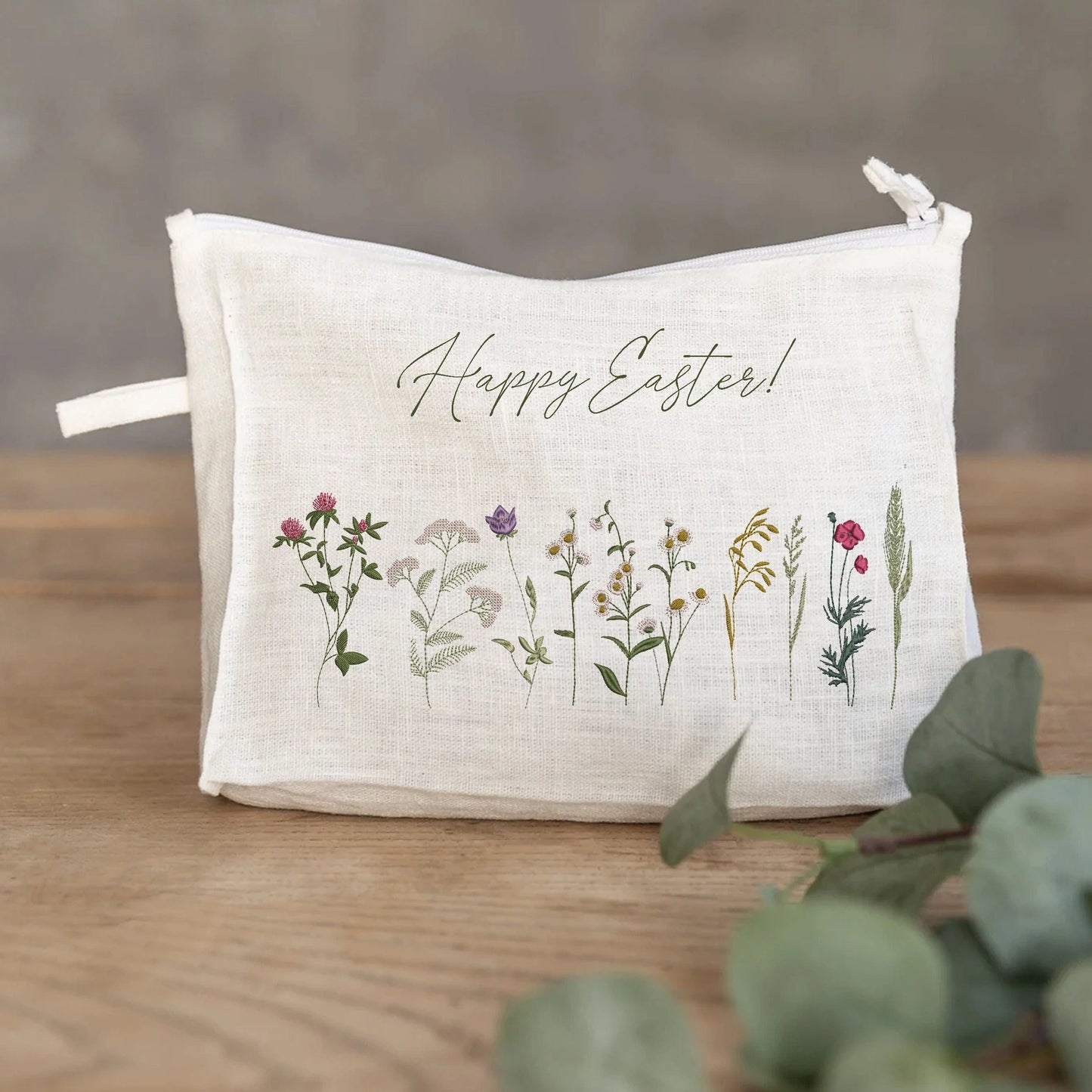 Beautiful wildflower machine embroidery design on bag