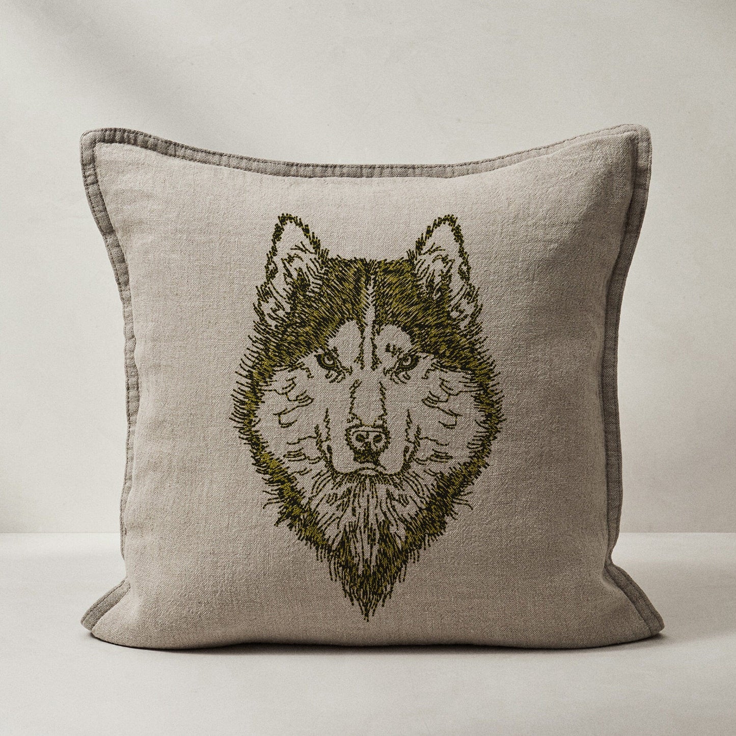Husky Dog Machine Embroidery Design on pillow